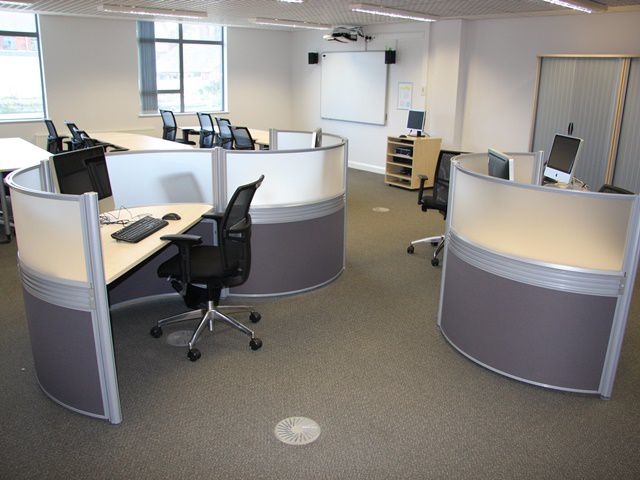 複合機リースの利点と選び方：ビジネスをスムーズにする秘訣